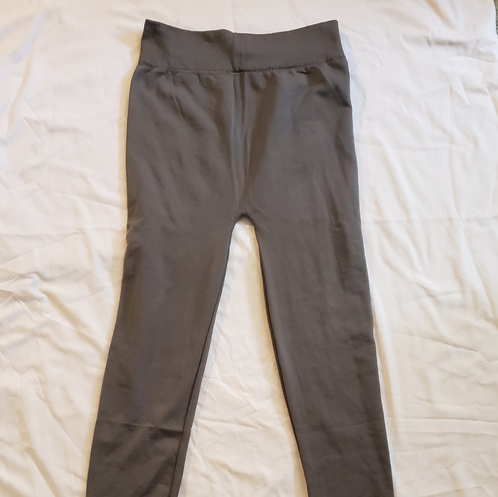 Seemless, grey-green, fleece lined leggings